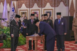 Kukuhkan Kaper BKKBN Jambi, Al Haris : Bersinergi Dengan Pemda Benahi Stunting