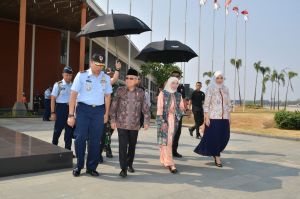 Wakil Presiden RI Bersama Sang Istri Tiba di Jambi