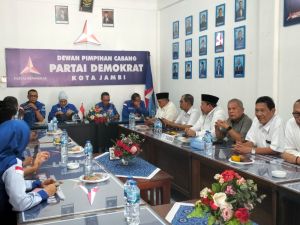 Tancap Gas Menuju Pilwako,  HAR Jajaki Dukungan Demokrat