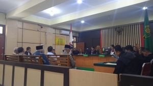 Hakim Vonis 6 Eks Anggota DPRD Provinsi Jambi  4 Tahun Penjara, Satu Diantaranya Keberatan