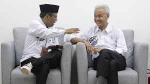 Ganjar-Mahfud Ingin Semua Bantuan Tersinkron Pada KTP: Banyak Kartu Sebuah Pemborosan
