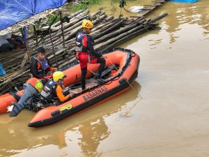 Piter Dilaporkan Tenggelam Saat Mencari Besi di Sungai Batanghari Jambi