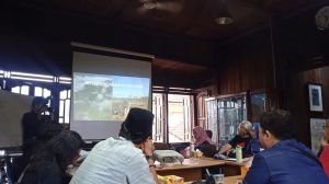 Refleksi Warsi: Sumber Bencana di Jambi, Tambang di Sungai Hingga Hutan Digunduli Untuk Kebun Sawit