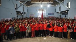 Ribuan Relawan Edi Purwanto ke DPR RI dan Ganjar-Mahfud se-Kecamatan Singkut-Pelawan Dikukuhkan