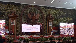 Hadiri Paripurna HUT Jambi ke 67, Kejagung Apresiasi Kinerja Gubernur-Wagub