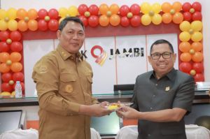 Ketua DPRD Tanjab Barat Hadiri Upacara HUT ke-61 Bank 9Jambi