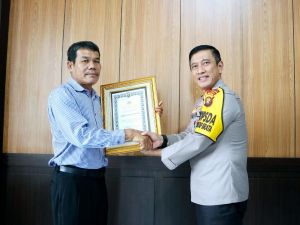 Bongkar Penyelundupan Narkoba, Pria Asal Tungkal ini Dapat Penghargaan dari Kapolda Jambi 