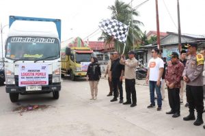 Ketua DPRD Tanjab Barat Hadiri Pelepasan Distribusi Logistik Pemilu