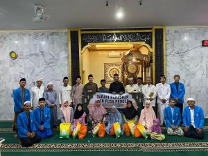 Gelar Safari Ramadhan, FUSA UIN STS Jambi Berikan Paket Sembako ke Masyarakat