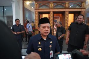 Gubernur Jambi Soal Pejabat Eselon II Masih Aktif Daftar Bacalon Walikota, Sebut KASN Lemah 