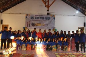 Ketua KI Jambi Sampaikan Materi Keterbukaan Informasi ke Mahasiswa Karo di Jambi