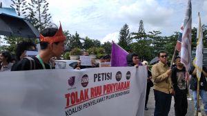 Koalisi Penyelamat Pilar Demokrasi di Jambi Demo Tolak RUU Penyiaran