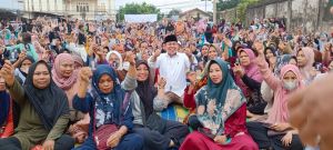 H Abdul Rahman Disambut Emak emak di Simpang III Sipin, Warga: Kami Doakan Jadi Walikota