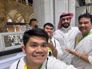 Anugrah Pada Keluarga SAH Ketika Bertemu Imam Masjidil Haram Saat Berhaji