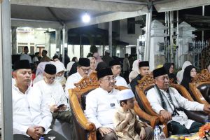 Wagub Sani Maknai Malam Takbiran : Festival Keagamaan, Upaya Distribusi Pesan Perdamaian 