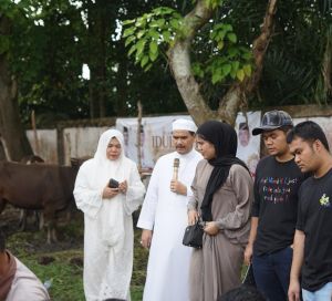 Tunjukan Kepedulian, SAH Dan Keluarga Besar Gerindra Jambi Kurban 3 Ekor Sapi