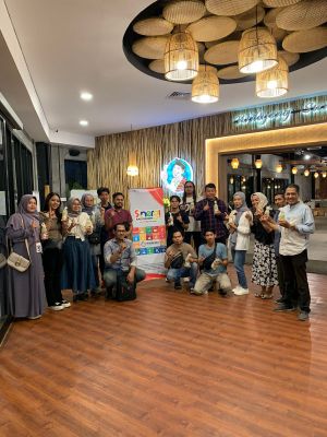 Gandeng UMKM Produk Ramah Lingkungan, Sinsen Bagikan Sabun Eco Enzyme ke Jurnalis