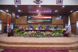 DPRD Tanjabbar Gelar Paripurna Mendengarkan Pidato Kenegaraan Presiden HUT ke-79 RI