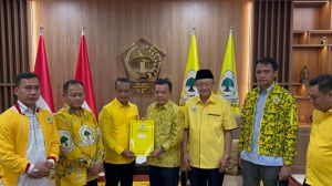 Bukan ke Saniatul, Golkar Usung Haris- Sani di Pilgub Jambi