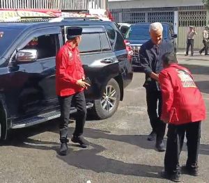 Hadiri Rakerdasus PDI Perjuangan Provinsi Jambi, Ganjar Pranowo Tiba di DPD 