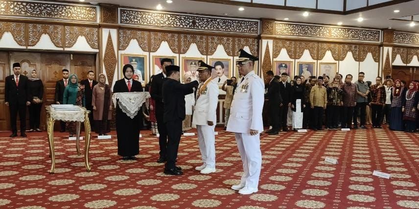 Dokumen Foto : Saat Pelantikan Pj Bupati Merangin dan Sarolangun. 