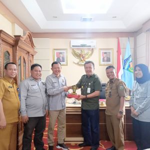 Komitmen Keterbukaan Informasi, Pjs Walikota Sei Penuh Terima Tim Visitasi Monev KI Jambi 