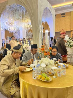 SAH sebut Program Makan Siang Gratis, Gerakan Ekonomi Daerah, Putar Uang Hingga Tingkat Desa