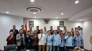 KI Jambi Gandeng OJK Jambi Gelar Sosialisasi Keterbukaan Informasi untuk Industri Jasa Keuangan 