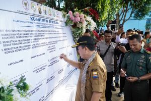Komitmen SPMB, Al Haris : Tidak Ada Anak Dari Keluarga yang Tidak Mampu Tidak Sekolah 