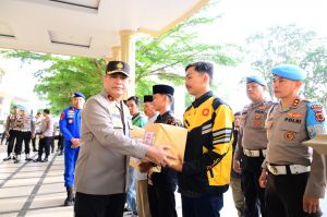 Polda Jambi Salurkan 4.500 Paket Sembako ke Masyarakat