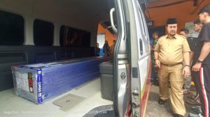 Kadispora Sambut Kedatangan Jenazah Atlet Taekwondo Oki Yusmika di Bandara