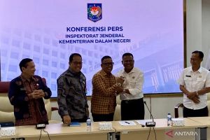 Wali Kota Prabumulih Minta Maaf Terkait Polemik Copot Kepsek