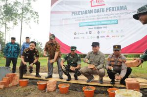 Wabup Katamso Letakkan Batu Pertama Pembangunan Koperasi Merah Putih di Betara