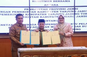 Wabup Tanjab Barat Teken Komitmen Bersama Penetapan Lembaga Independen Migas