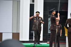 Kejati Jambi Gelar Upacara Hari Pahlawan, Kajati Sugeng Hariadi, SH.MH: Saatnya Berjuang dengan Ilmu