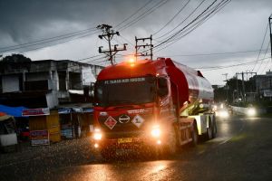 Pertamina Berhasil Salurkan BBM ke Wilayah Terisolasi Akibat Banjir dan Longsor di Sumatera