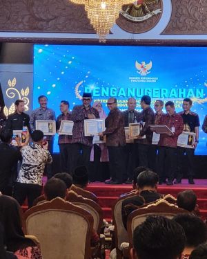 HATTRICK! Inspektorat Provinsi Jambi Kembali Raih Predikat OPD Terinformatif Peringkat 1