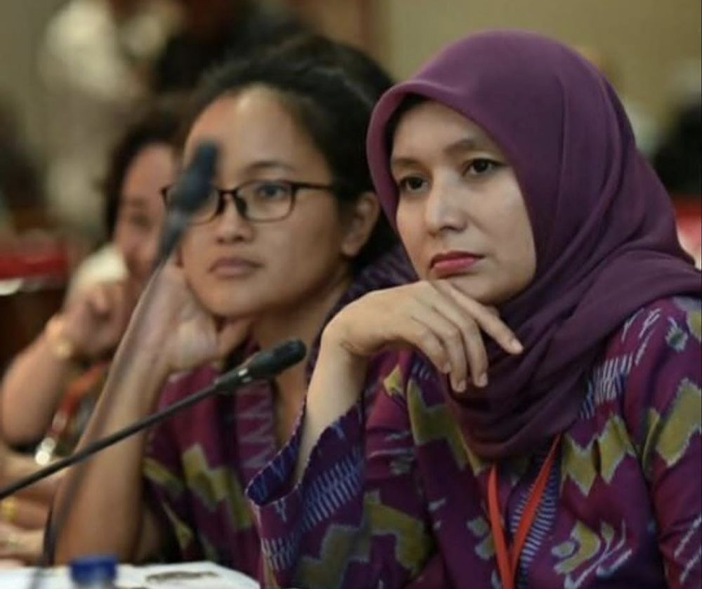 Foto : Ratu Munawaroh Saat Rakernas Dekranas Bersama Istri Tom Lembong, Ciska/2017/Jmb.