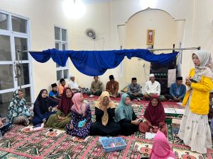 Bukan Sekadar Kejar IPK, Mahasiswa KKN UBR Jambi Membaur dalam Tradisi Yasinan Desa Sumber Jaya