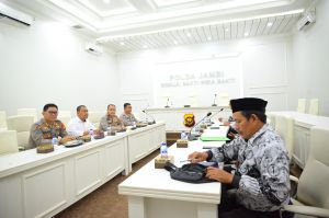 Polda Jambi Gelar Audiensi dengan PGRI, Bahas Perlindungan Guru dan Penyelesaian Kasus Secara Medias