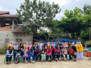 Mahasiswa KKN UBR Gelar Penyuluhan SEHATI untuk Warga RT 04 Sumber Jaya