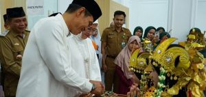 Bupati Fadhil Arief Harap Wisudawan Tahfizh SIT Cetak Generasi Berakhlak Mulia