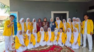 Dosen dan Mahasiswa UBR Jambi Berdayakan Kader di Legok, Hapus Stigma TB Paru