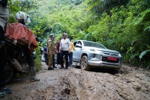 Realisasi Janji Gubernur, Dinas PUTR Jambi Mulai Perbaikan Jalan Renah Pemetik April Mendatang
