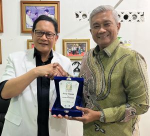 Keren! Usai PALI & Muara Enim, Rektor UBR Jambi Kini Gandeng Dinkes Sumsel Demi Revolusi Kesehatan