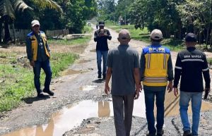 Menambal Asa di Jalur Penyangga : Komitmen PUTR Jambi Benahi Infrastruktur Jalan Padang Lamo