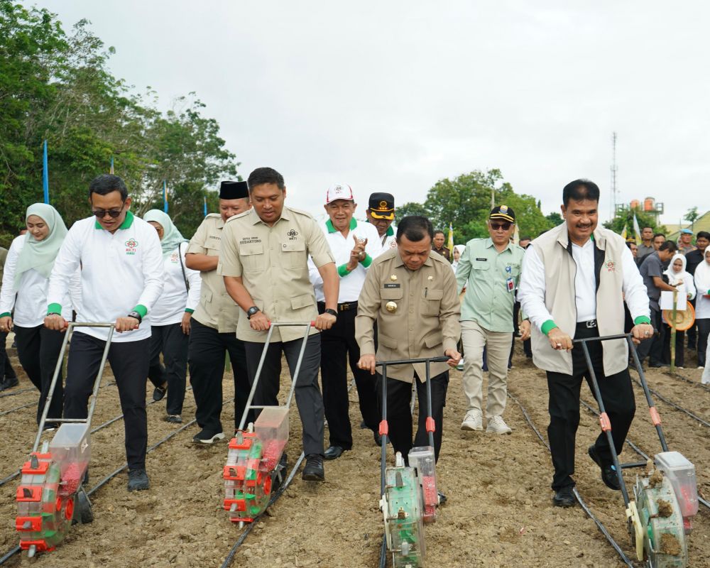Tekad SAH Tingkatkan Pendapatan Petani, HKTI Jambi Siap Kawal Nilai Tukar Petani (NTP) di Pedesaan