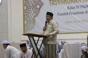 Bupati Anwar Sadat Hadiri Haflah Tasyakur Al Baqiyatush Shalihat