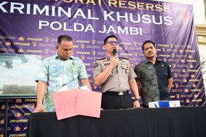 Polda Jambi Ungkap Kasus Peredaran BBM Ilegal, Amankan 6.163 Liter Solar Olahan Ilegal