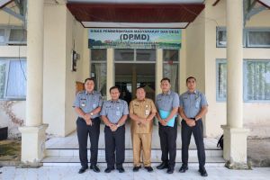 Pastikan Berjalan Efektif, Kakanwil Kemenkum Jambi Tinjau Pelaksanaan Posbankum di Kabupaten Sarolan